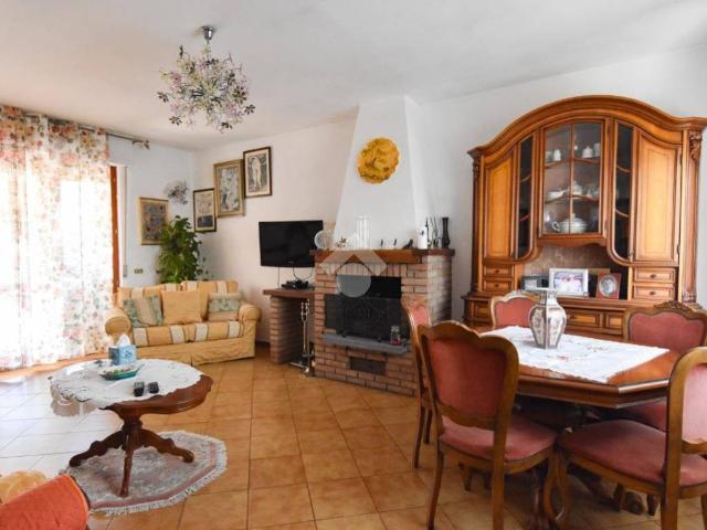Villa in vendita a Collesalvetti LI
