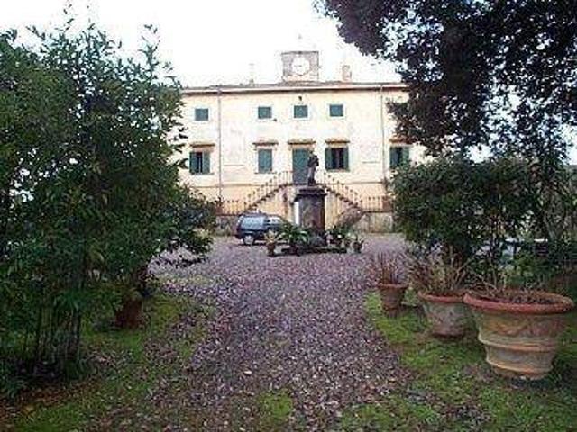 Villa in vendita a Collesalvetti LI