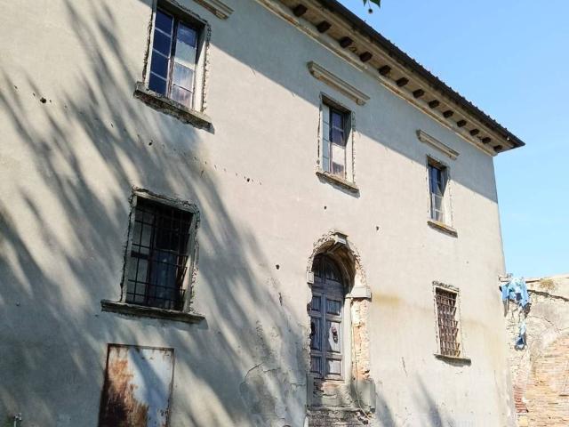 Villa in vendita a Collesalvetti LI