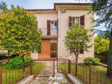 Villa in vendita a Colli al Metauro PU