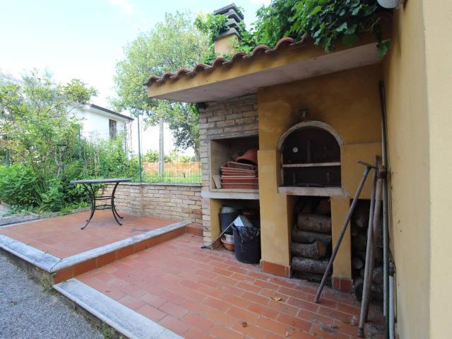 Villa in vendita a Colli del Tronto, Vallicella