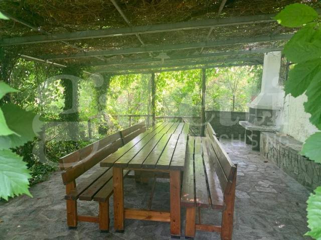 Villa in vendita a Colli Verdi PV