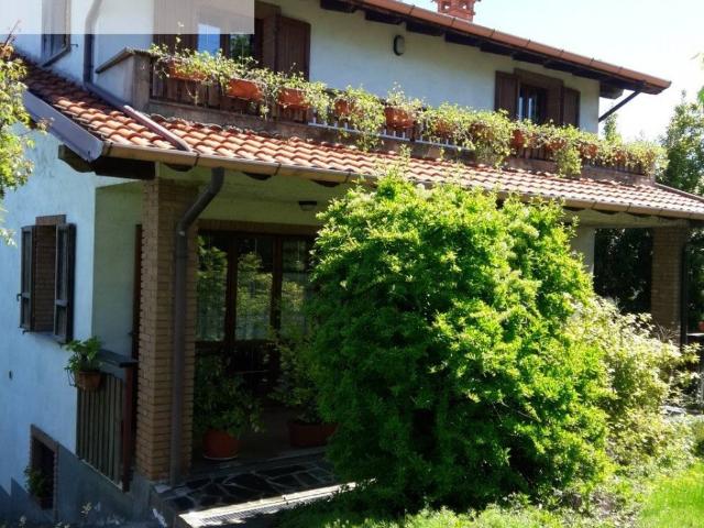 Villa in vendita a Colli Verdi PV