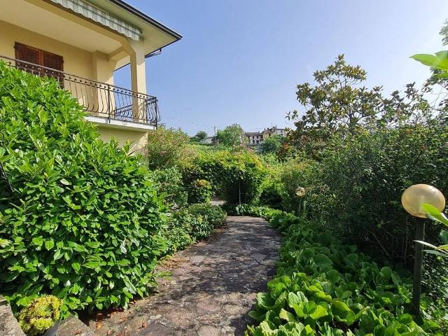 Villa in vendita a Colli Verdi PV