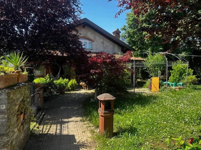 Villa in vendita a Colli Verdi PV