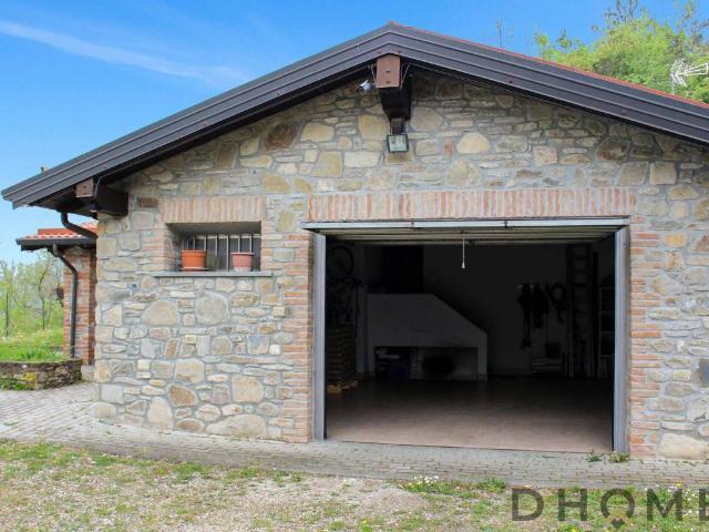 Villa in vendita a Colli Verdi PV