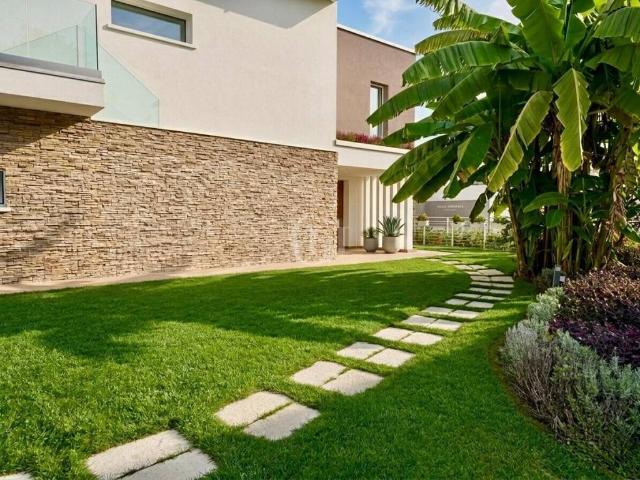 Villa in vendita a Colverde CO