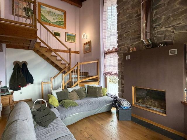 Villa in vendita a Colzate BG