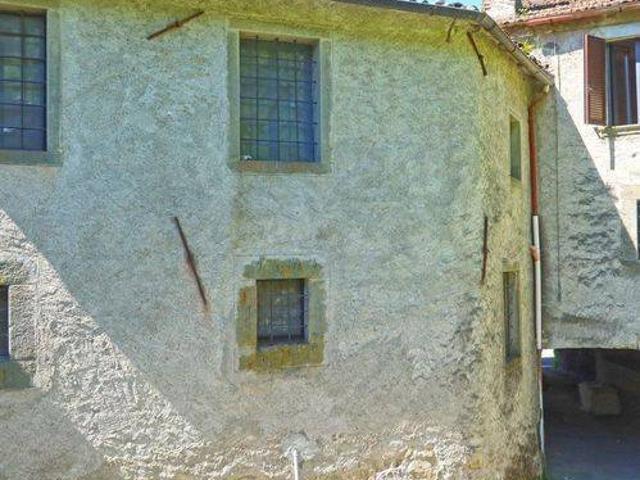 Villa in vendita a Comano MS