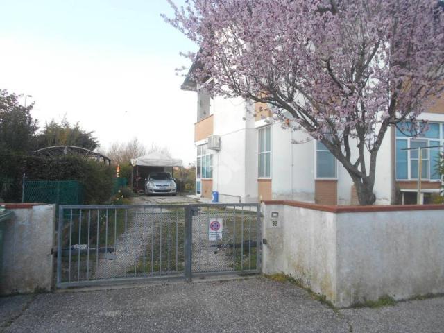 Villa in vendita a Comacchio FE