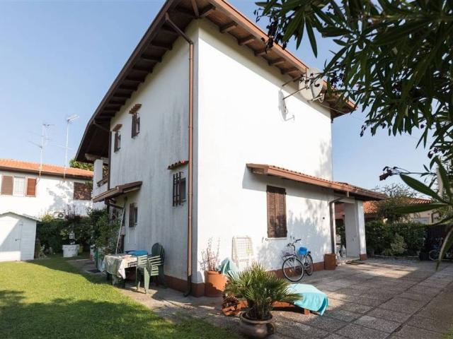 Villa in vendita a Comacchio FE