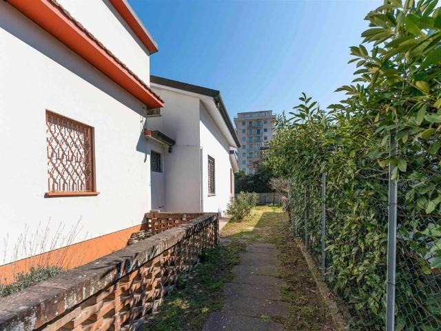 Villa in vendita a Comacchio FE