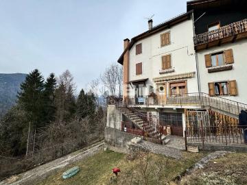 Villa in vendita a Comeglians UD