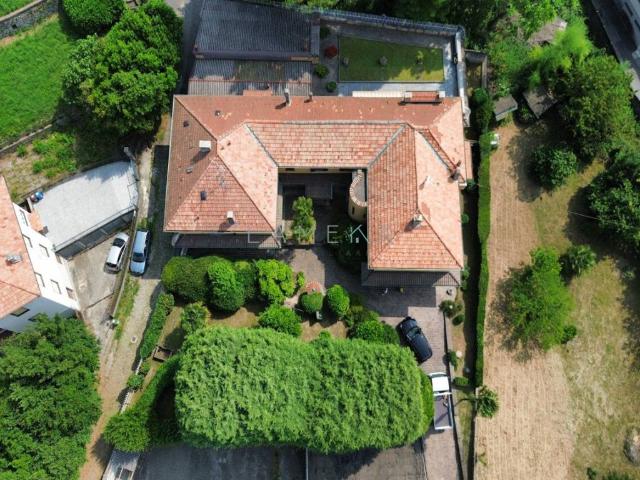 Villa in vendita a Como CO