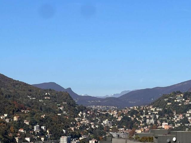 Villa in vendita a Como CO