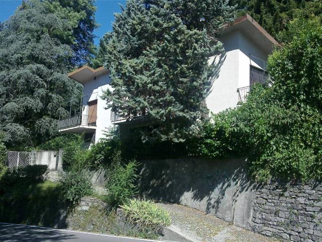 Villa in vendita a Como CO