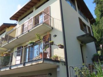 Villa in vendita a Como CO