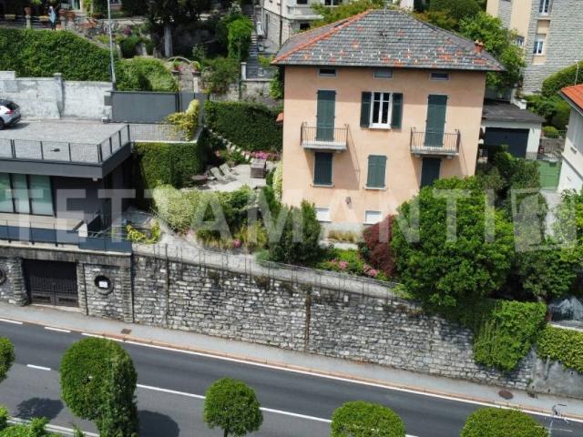 Villa in vendita a Como CO