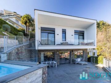 Villa in vendita a Como CO