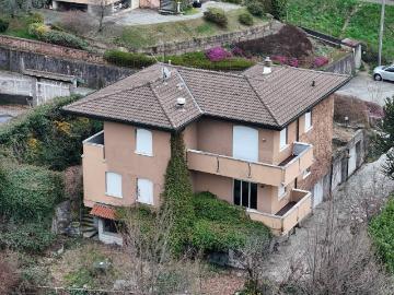Villa in vendita a Como CO