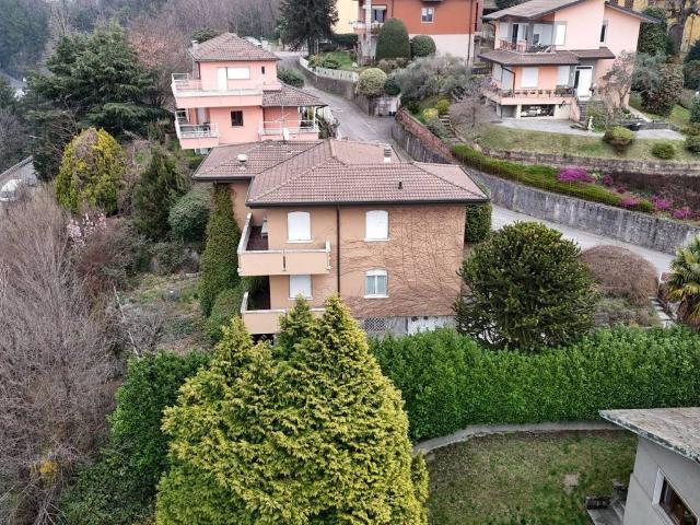 Villa in vendita a Como CO