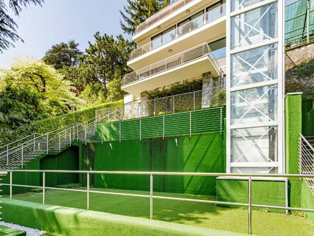 Villa in vendita a Como CO