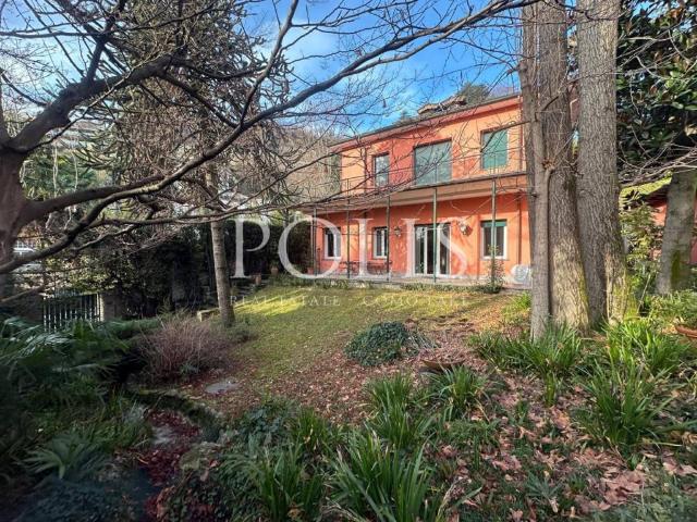 Villa in vendita a Como CO