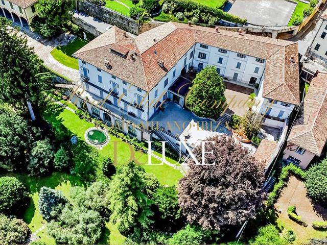 Villa in vendita a Como CO