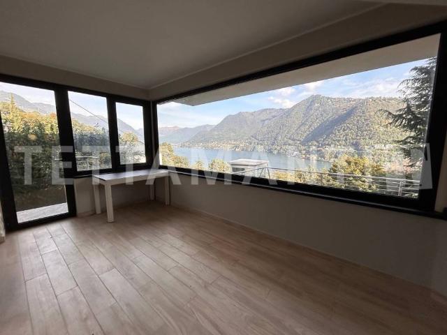 Villa in vendita a Como CO