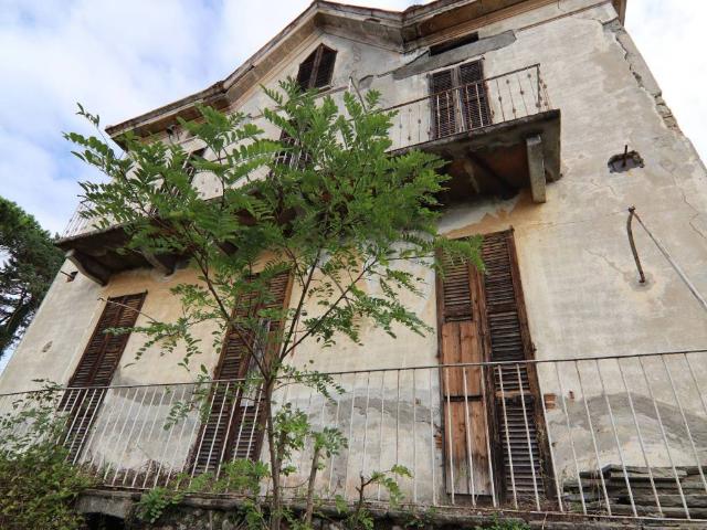 Villa in vendita a Como CO