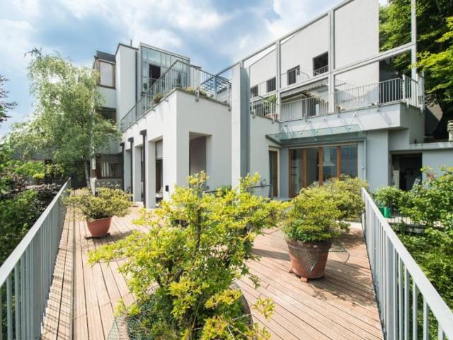 Villa in vendita a Como CO