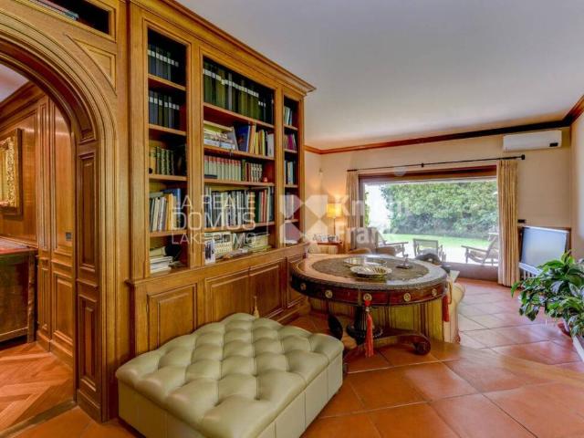 Villa in vendita a Como CO