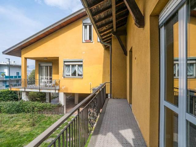 Villa in vendita a Como CO