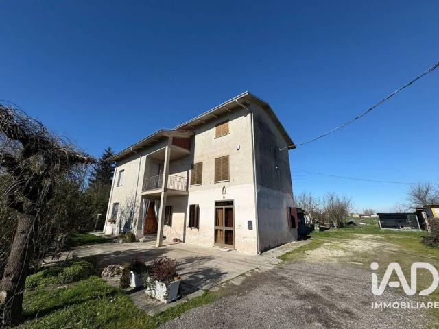 Villa in vendita a Concordia sulla Secchia MO