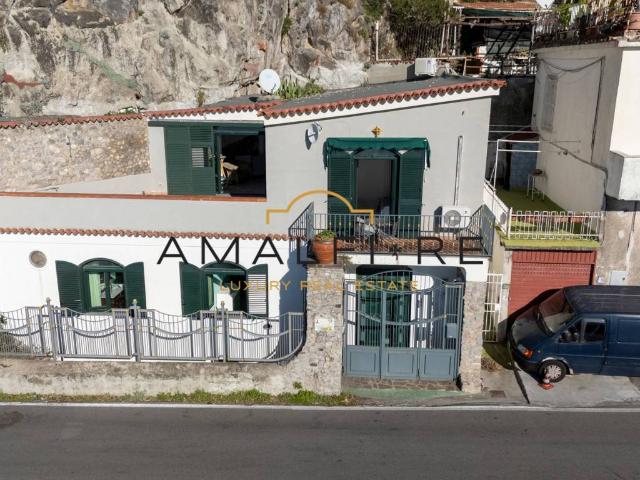 Villa in vendita a Conca dei Marini SA