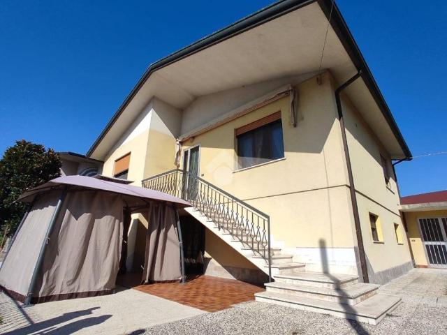 Villa in vendita a Cona VE