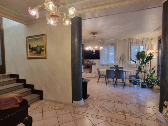 Villa in vendita a Cona VE