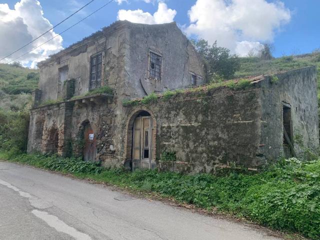 Villa in vendita a Condrò ME