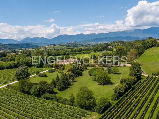 Villa in vendita a Conegliano TV