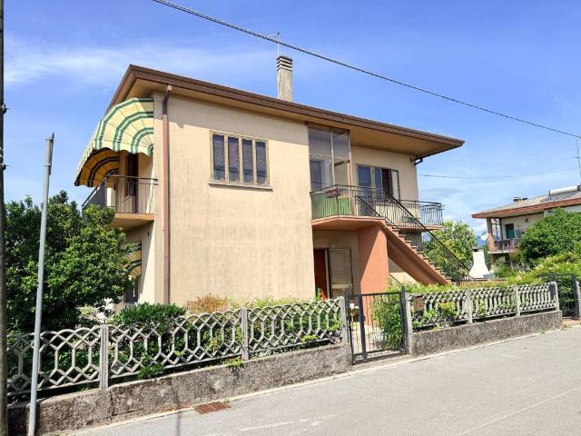 Villa in vendita a Conegliano TV
