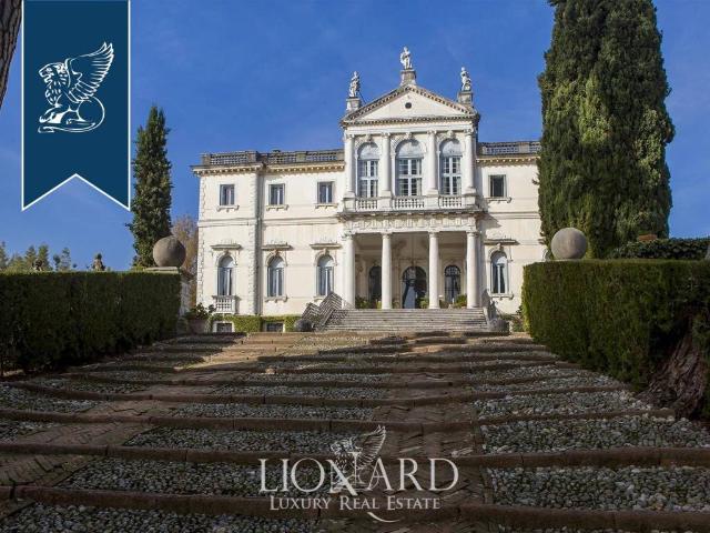 Villa in vendita a Conegliano TV