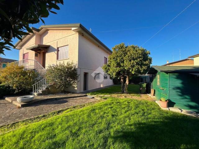 Villa in vendita a Conegliano TV