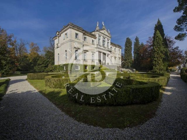 Villa in vendita a Conegliano TV