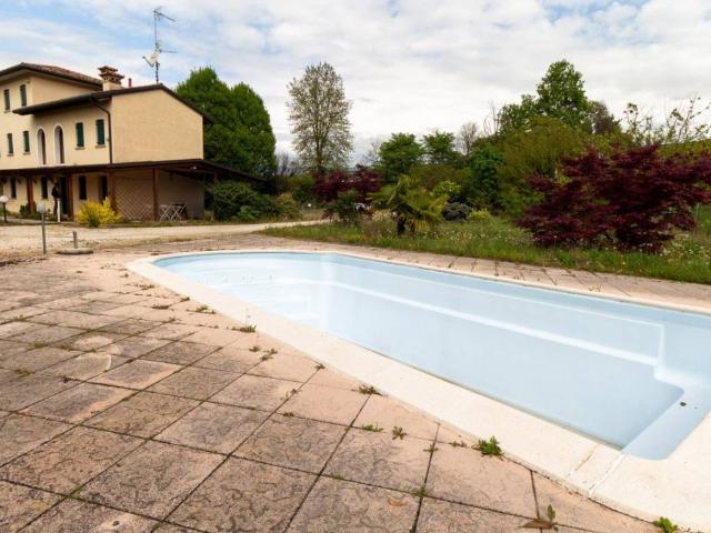 Villa in vendita a Conegliano TV