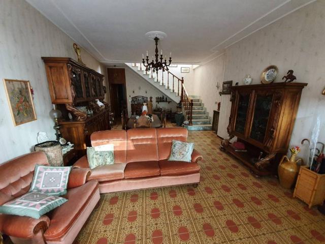 Villa in vendita a Coniolo AL