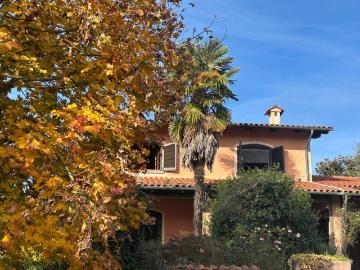 Villa in vendita a Coniolo AL