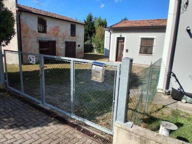 Villa in vendita a Conselice RA