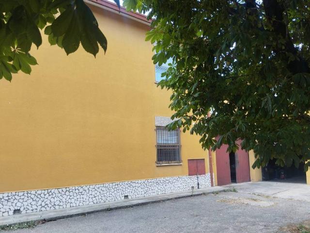 Villa in vendita a Conselice RA