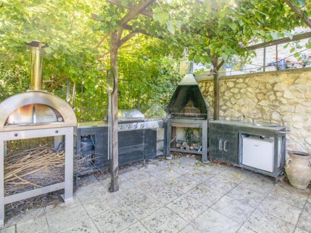 Villa in vendita a Contigliano RI