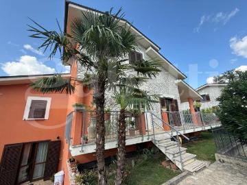 Villa in vendita a Contigliano RI